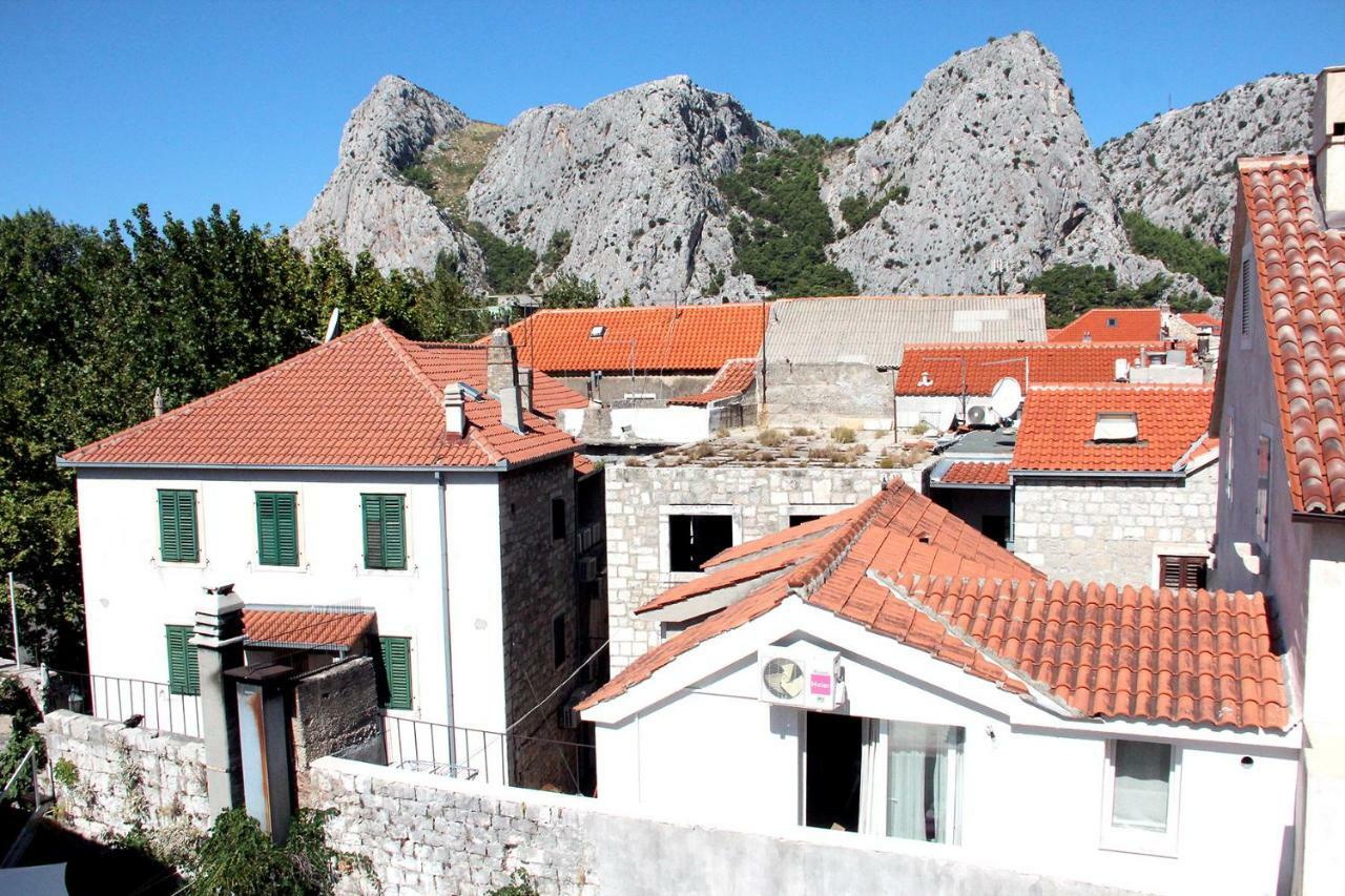 Apartment Mimica-Croatia , Omis , Center Eksteriør bilde