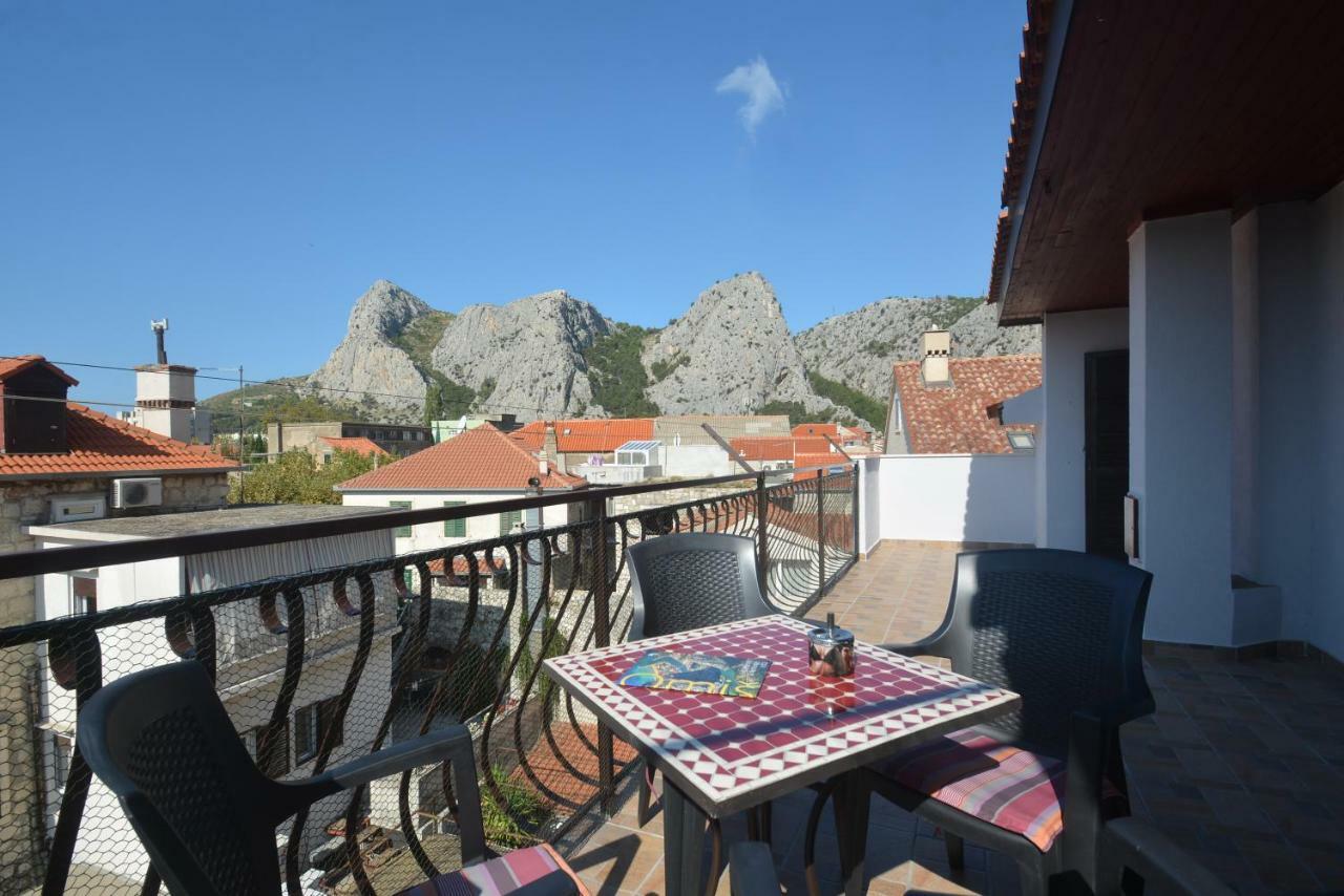 Apartment Mimica-Croatia , Omis , Center Eksteriør bilde