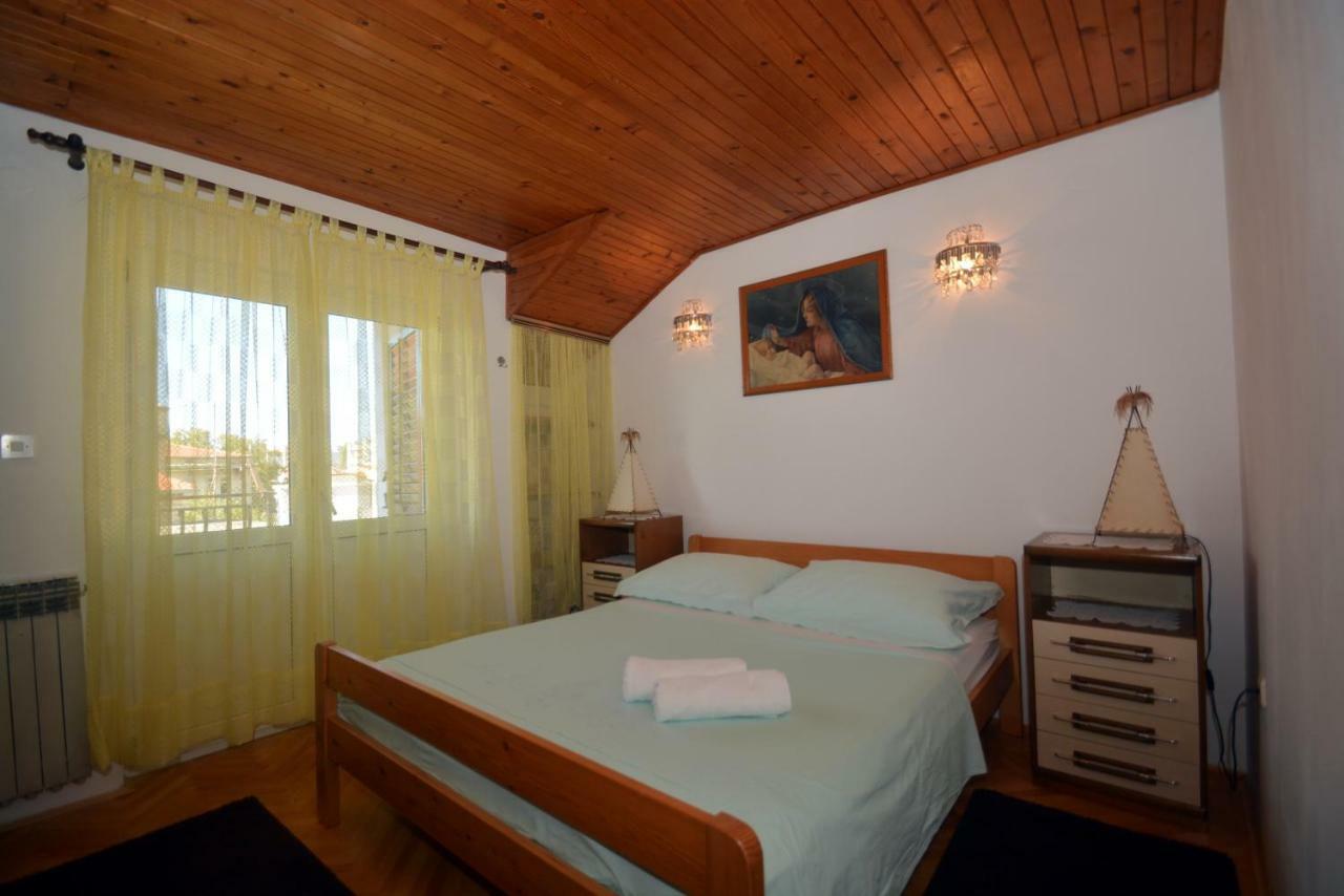 Apartment Mimica-Croatia , Omis , Center Eksteriør bilde
