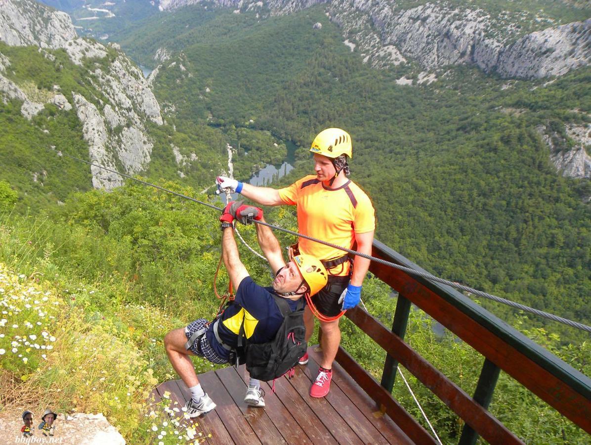 Apartment Mimica-Croatia , Omis , Center Eksteriør bilde